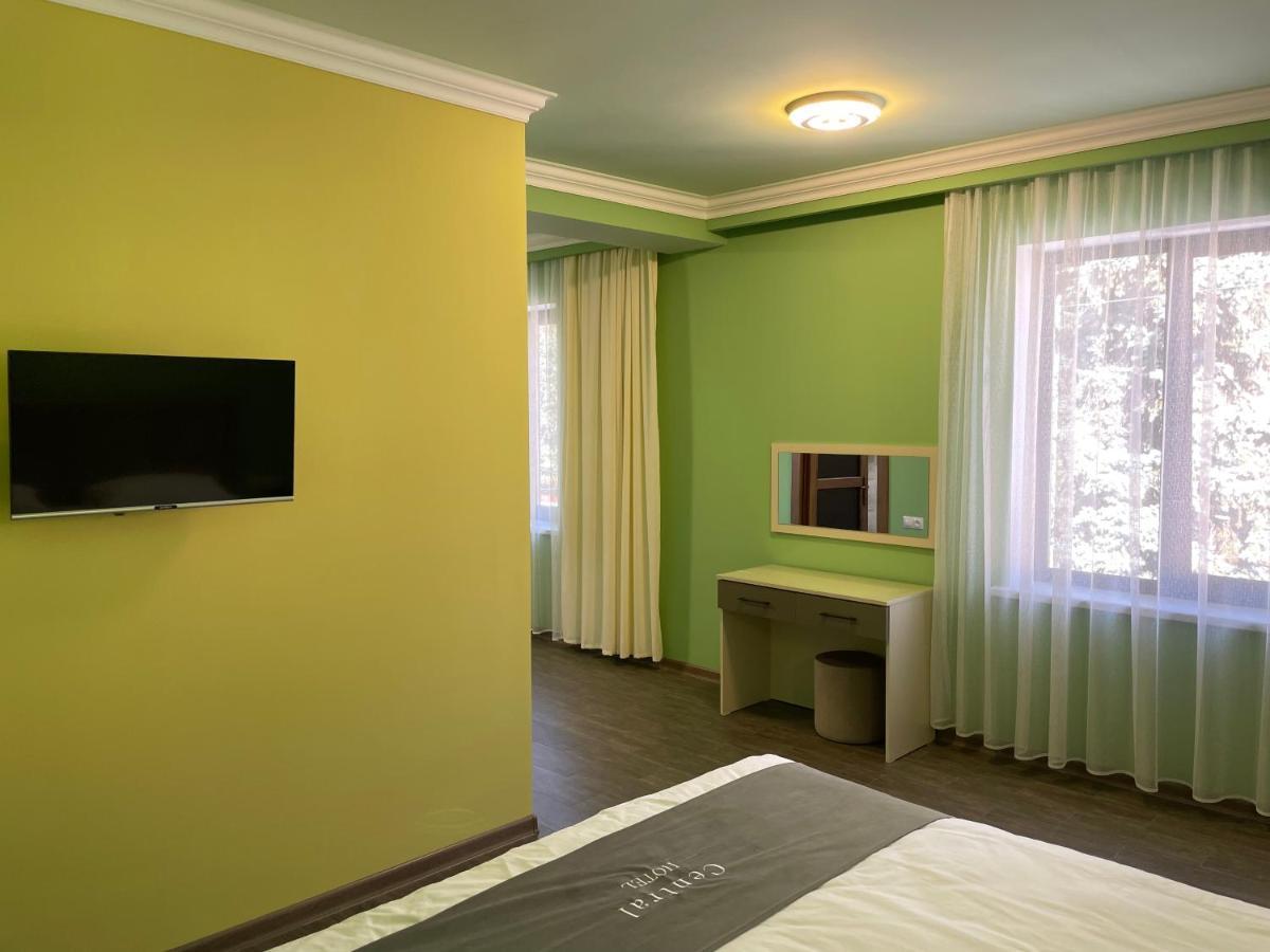 Central Hotel Gyumri Esterno foto