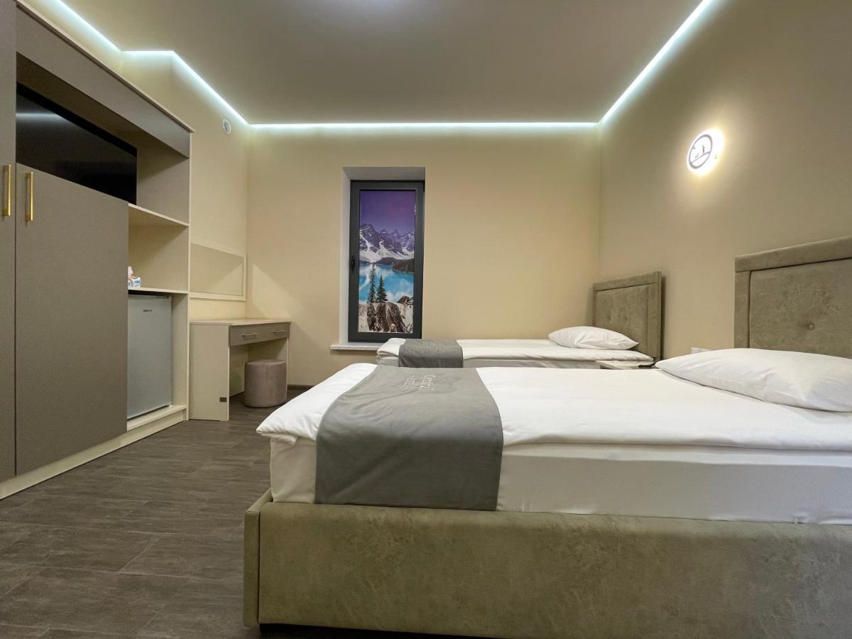 Central Hotel Gyumri Esterno foto